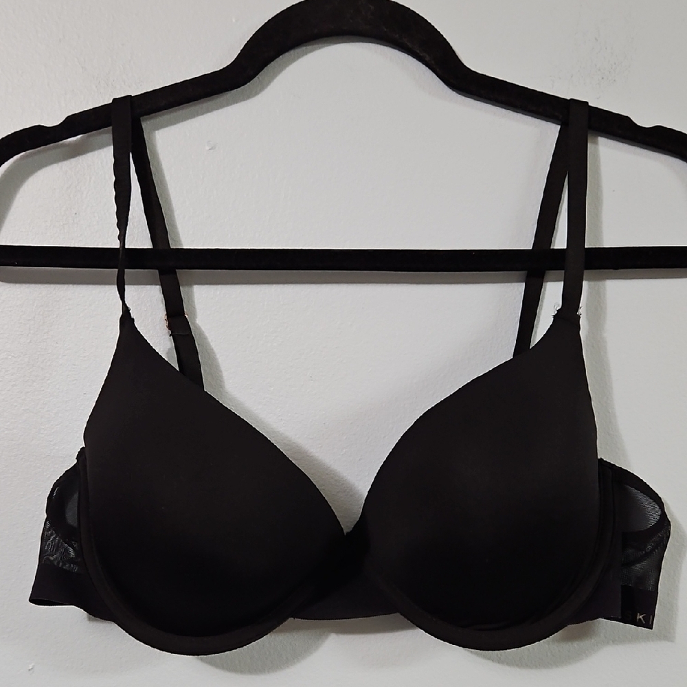 Danskin Black Underwire Padded Bra Intimates & Sleepwear Size 36C